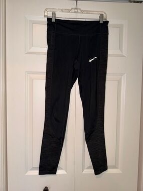 Nike DRI-FIT Black Athletic Leggings, size Small